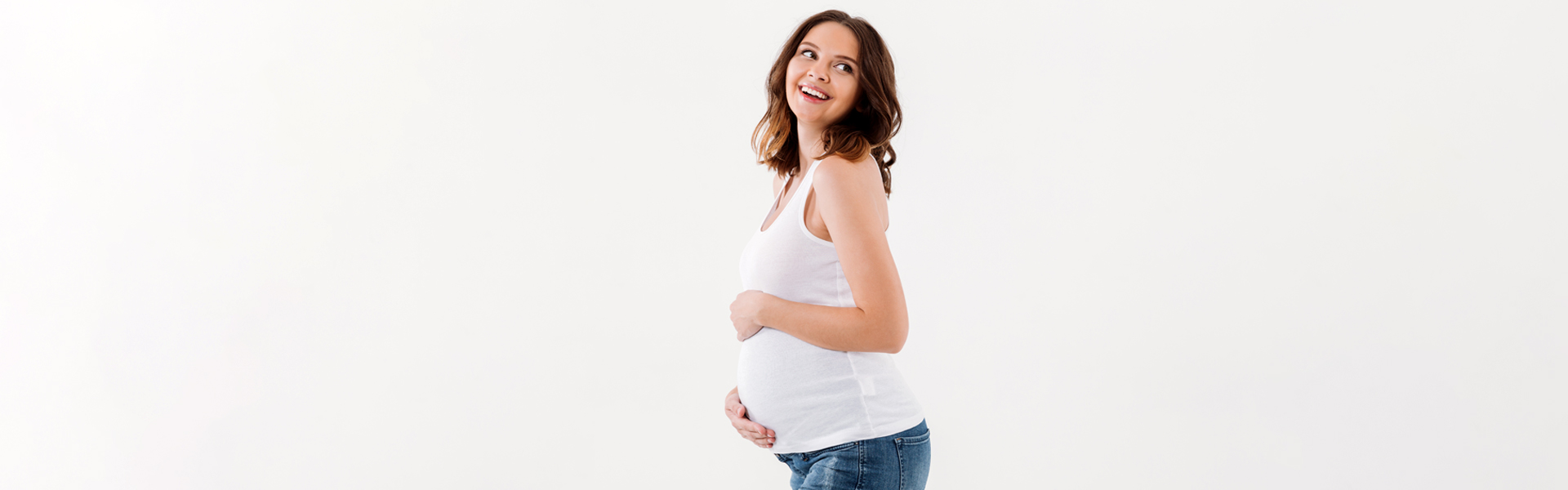 Is It Safe to Whiten Your Teeth During Pregnancy?